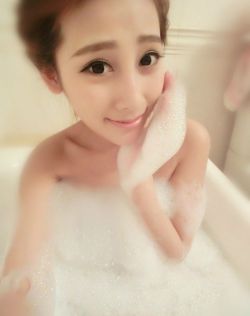着衣爆乳揉みま痴汉电车