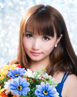 俄罗斯美女午夜理论片